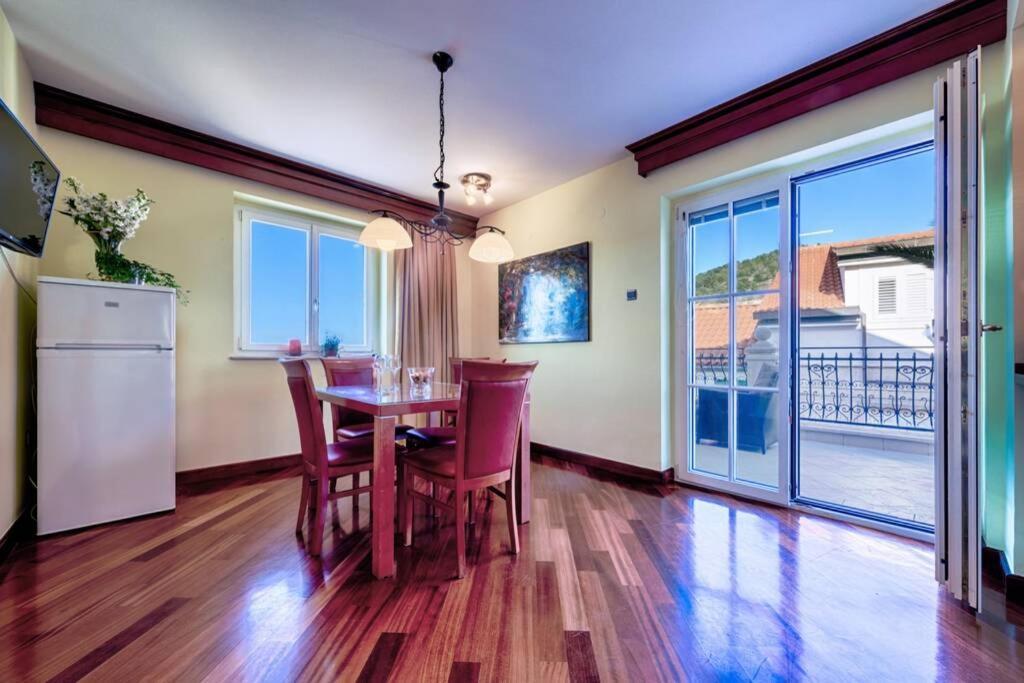 וויס Seafront Apartment Duo מראה חיצוני תמונה
